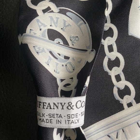 Tiffany & Co silk necktie - Picture 2 of 3